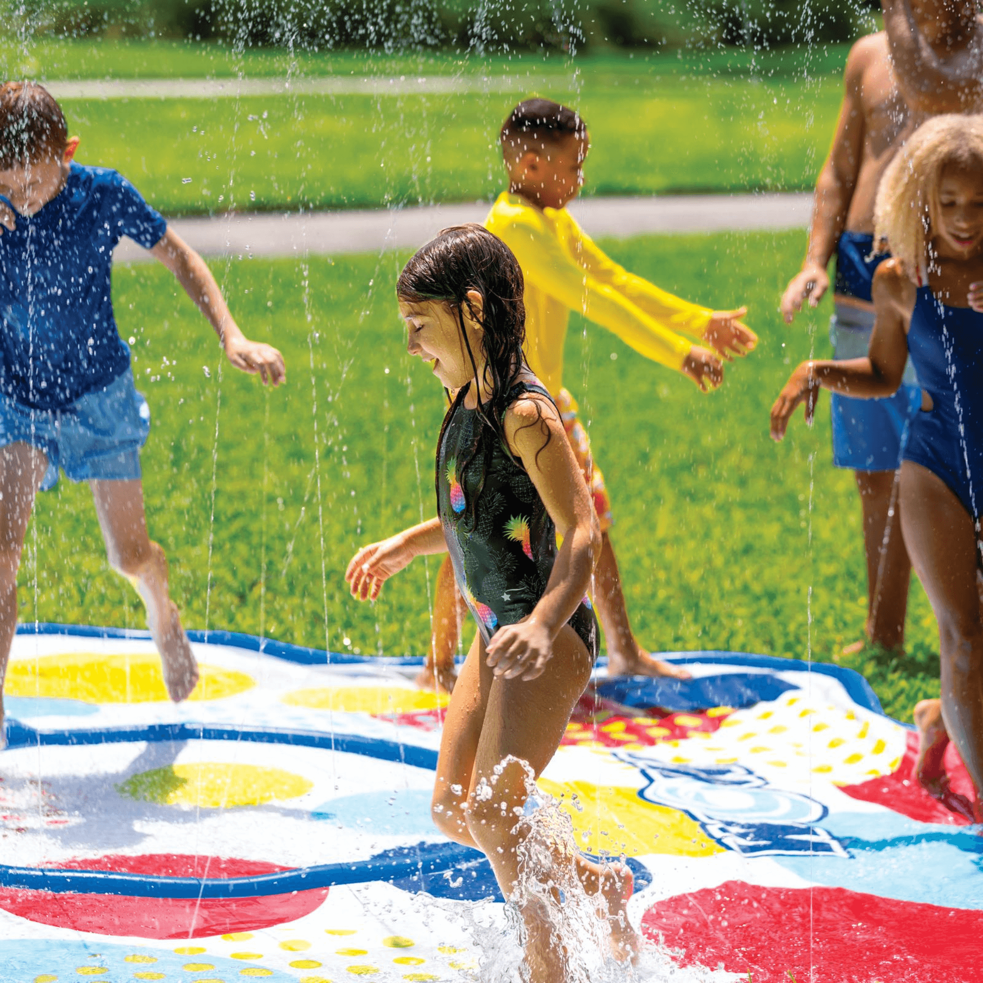WOW Watersports 12ft Dots Spray Pad with Inflatable Edge Rim to Retain Water