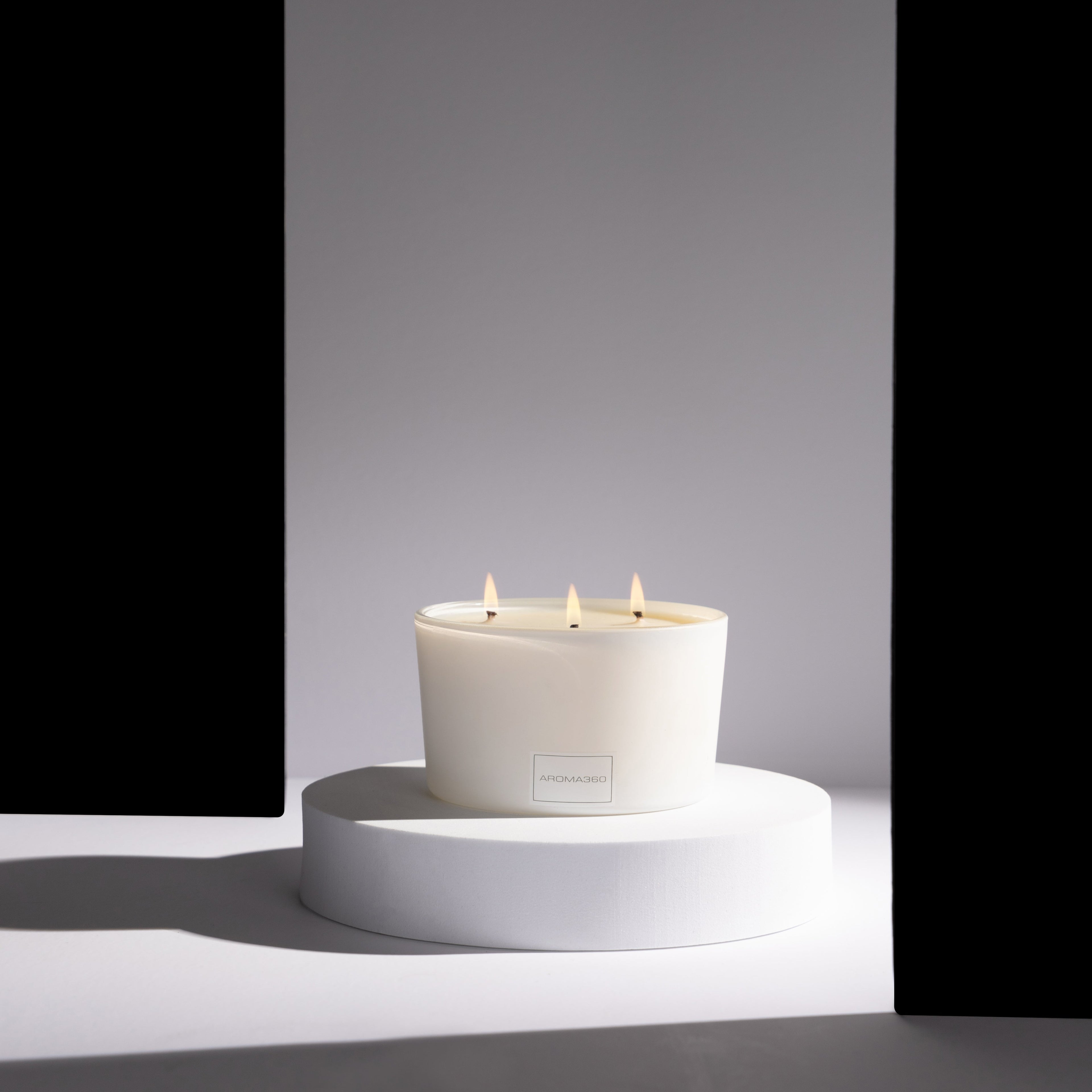 Iris 3-Wick Candle