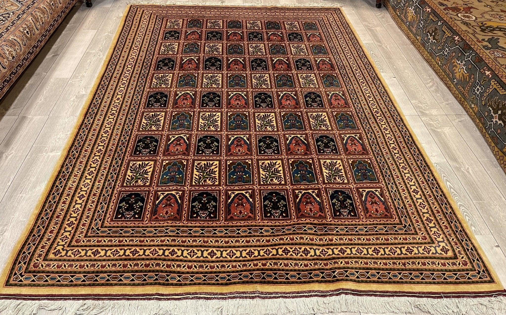Afghani  I Bakhtiari 7x10 Area Rug