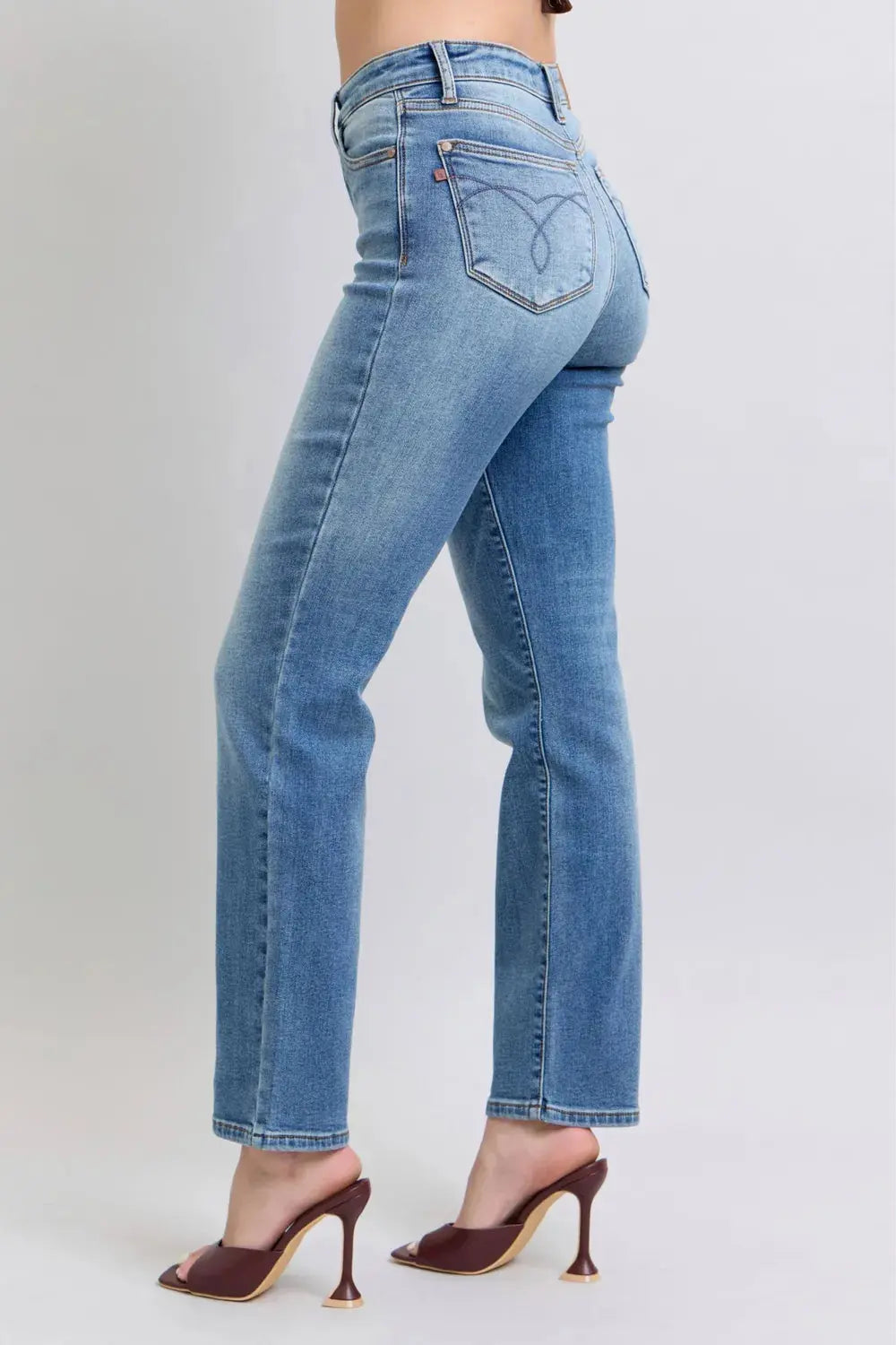Full/Plus Size Run Vintage Wash Thermal Straight Judy Blue Jeans