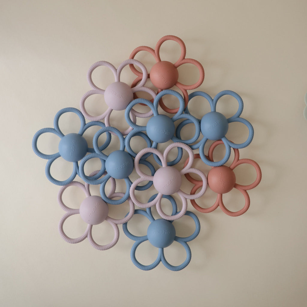 Daisy Rattle Teether