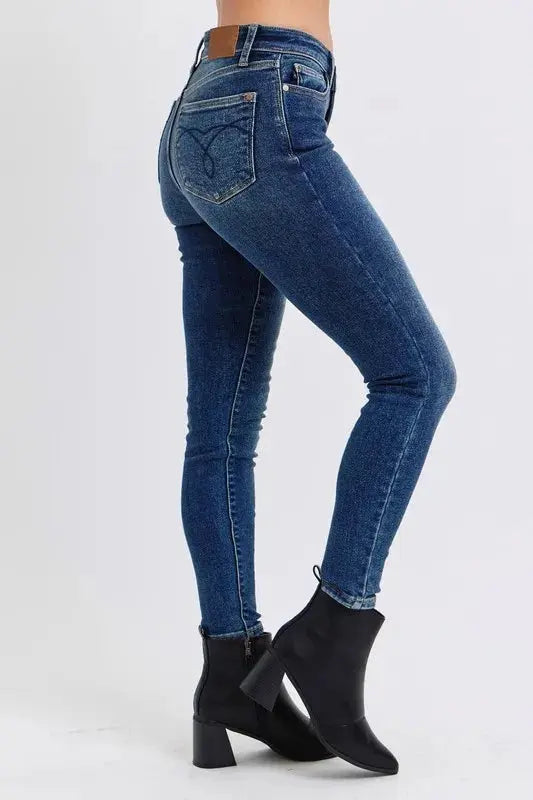 Full Size/Plus Size Mid-Rise Skinny Judy Blue Jeans with Thermal Lining