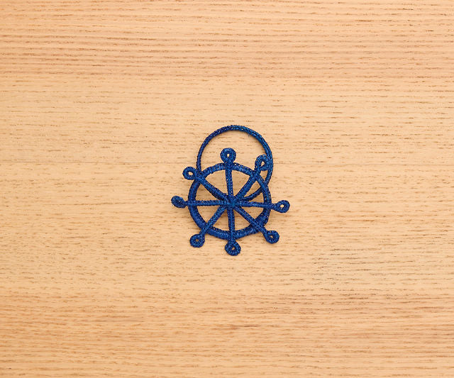 Coastal Ship Wheel Napkin Ring – 2.5” Handwoven Iraca Palm – Nautical Table Decor from Colombia