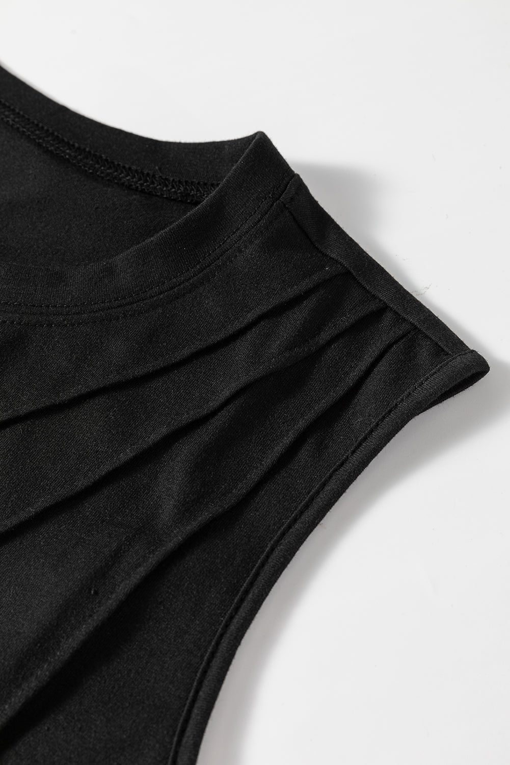 White Pleated Women's Top - Solid Color Crew Neck Design