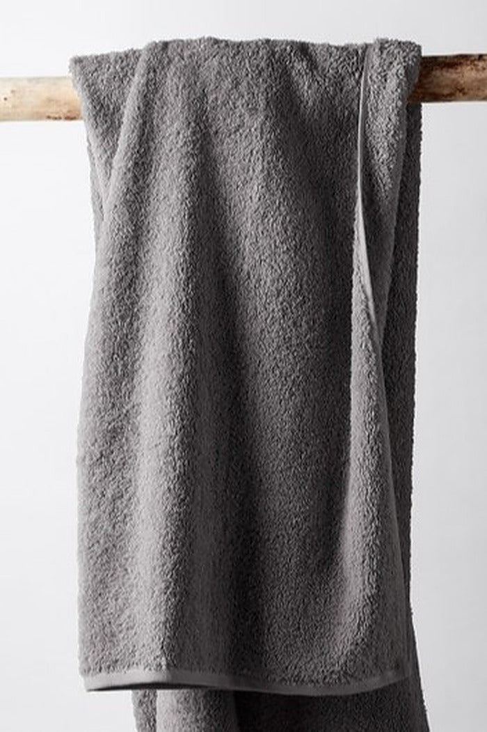 Coyuchi Cloud Loom Bath Towel Slate