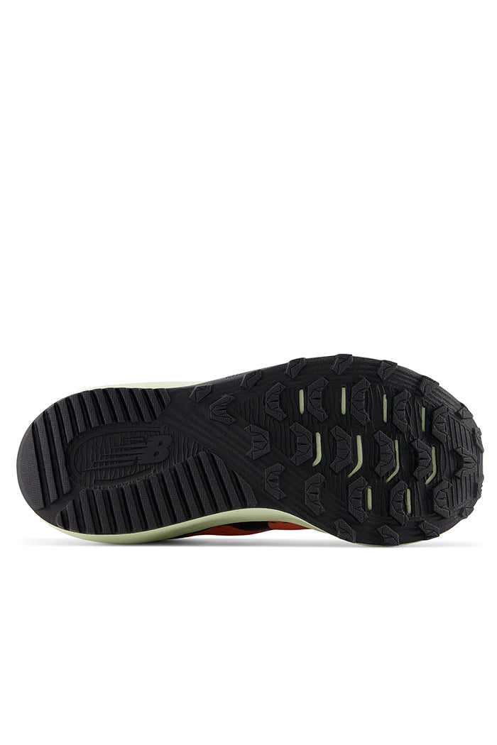 New Balance Little Kids DynaSoft Nitrel v5 Bungee Lace in Cayenne