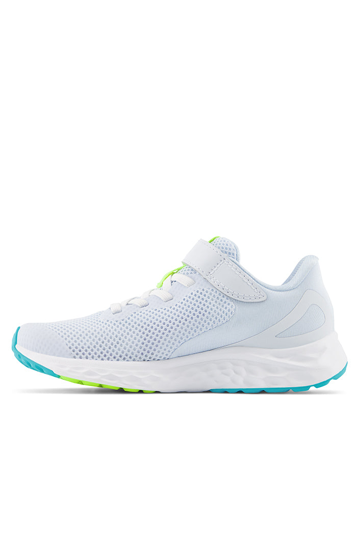 New Balance Little Kids Fresh Foam Arishi v4 Bungee Lace with Top Strap in Blue
