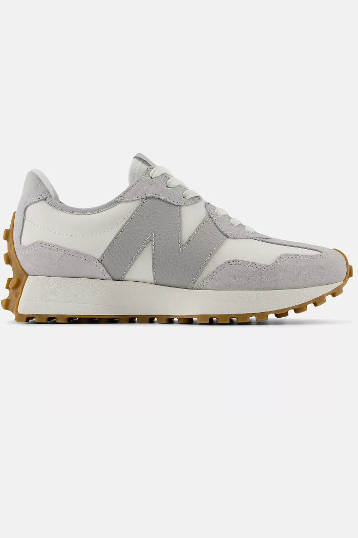 New Balance Women's 327