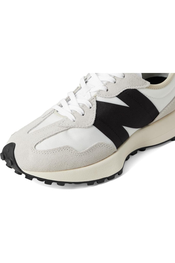 New Balance 327