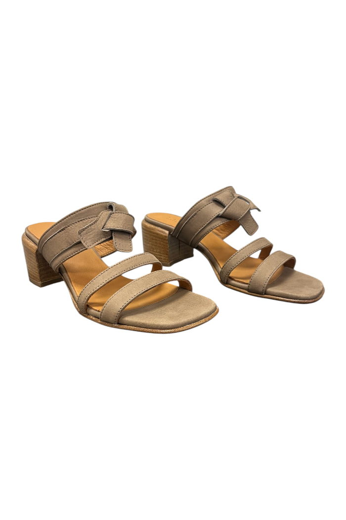 INK Shoes 1021 Sandals