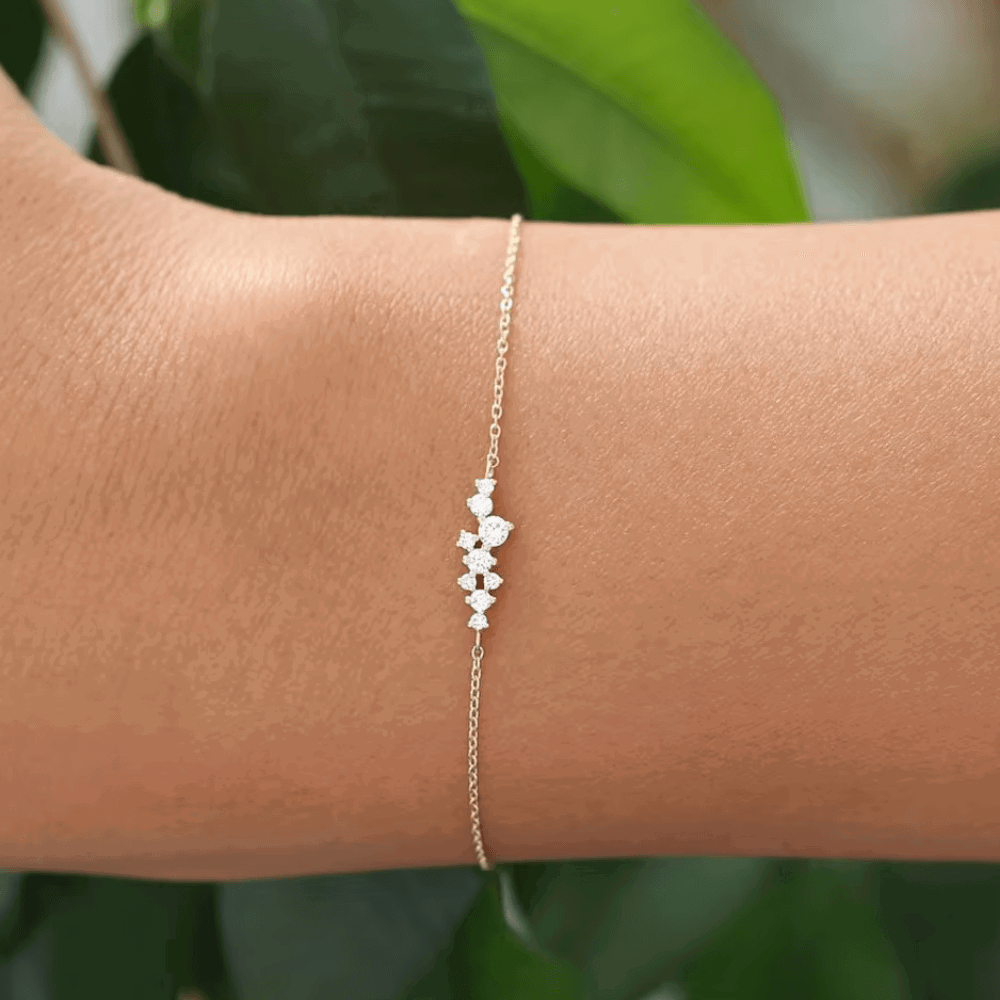 Perla Chain Link Bracelet with Round Cut Cubic Zirconia Cluster