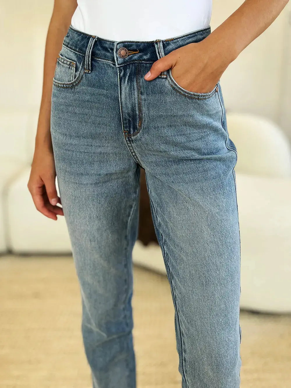 Full/Plus Size Mid Rise Rigid Magic Release Hem Judy Blue Jeans