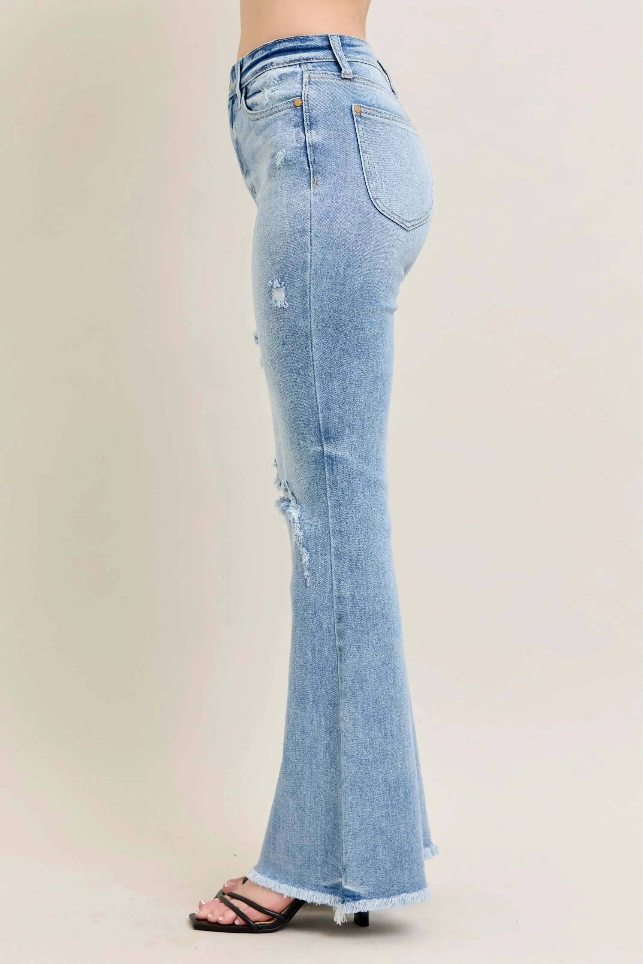 Judy Blue Jeans - Plus Size High Waist Flare Leg w/ Shield Pockets
