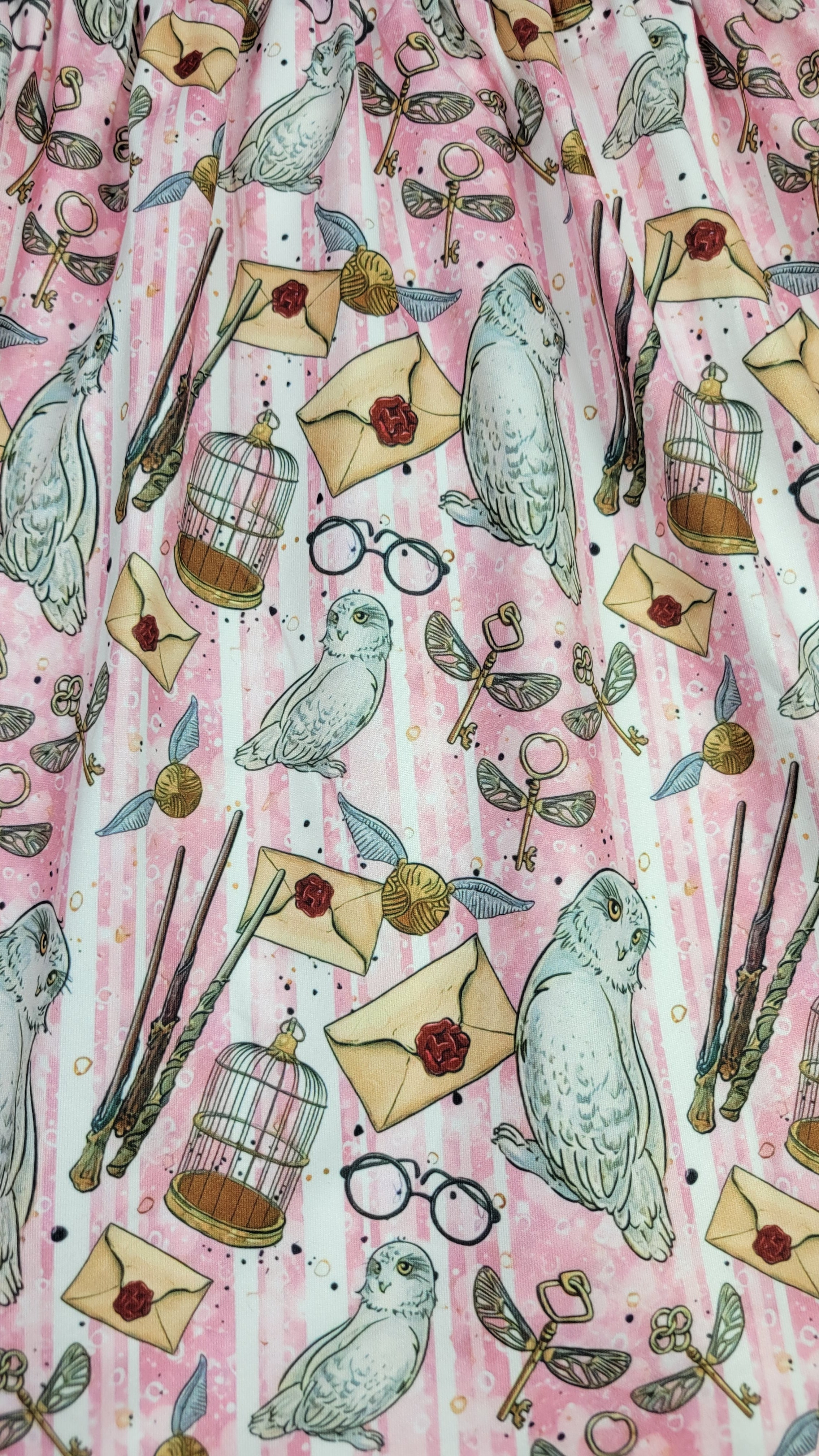 Wizard World Short Sleeve Milk Silk Dress