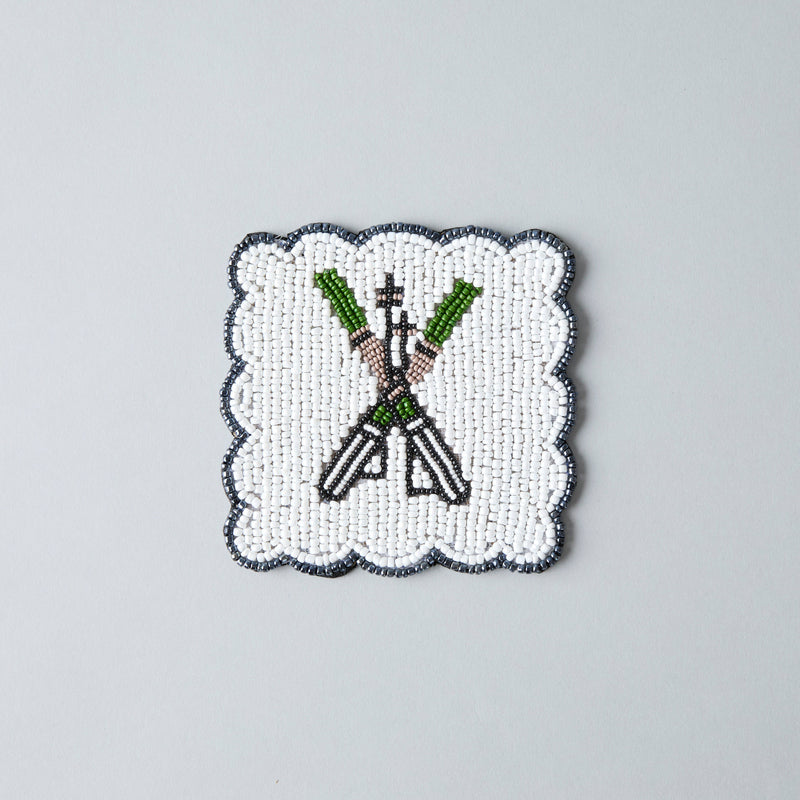 Handmade Beaded Ski Coaster with Pearls – Elegant Black, White, and Green Coaster for Tableware & Home Decor