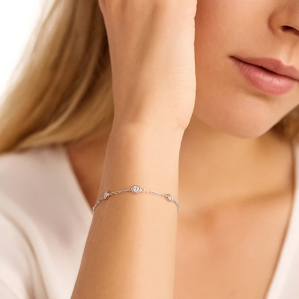 Cosmic Halo Bezel Classic Cubic Zirconia Bracelet