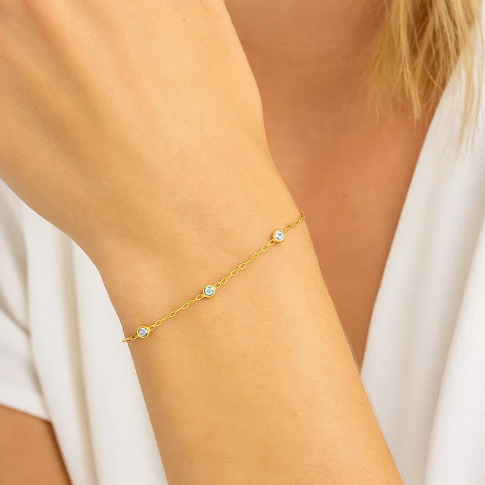 Cosmic Halo Bezel Classic Cubic Zirconia Bracelet