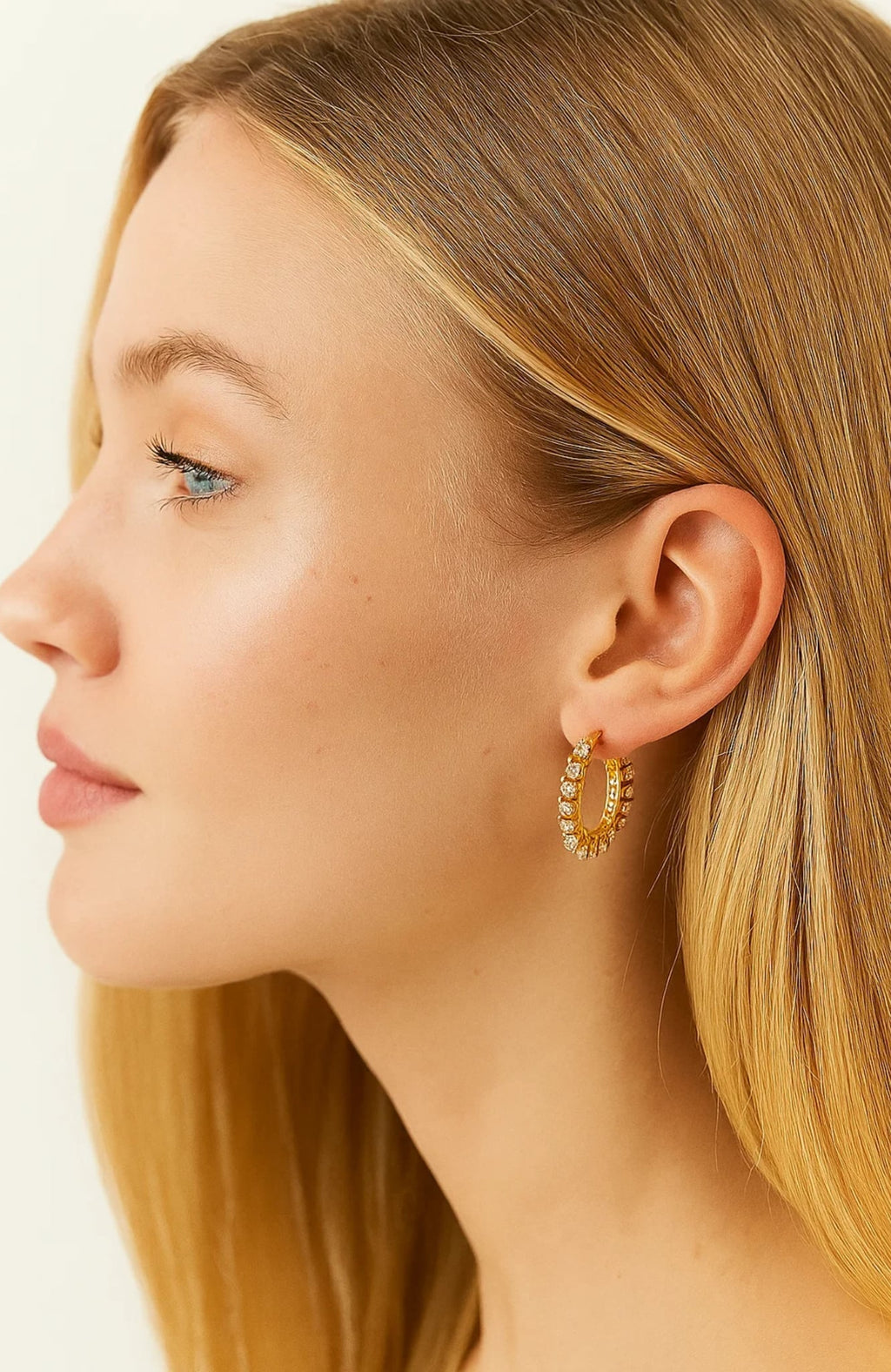 Radiant Glamour Huggie Hoop Earrings Embellished with Sparkling Cubic Zirconia