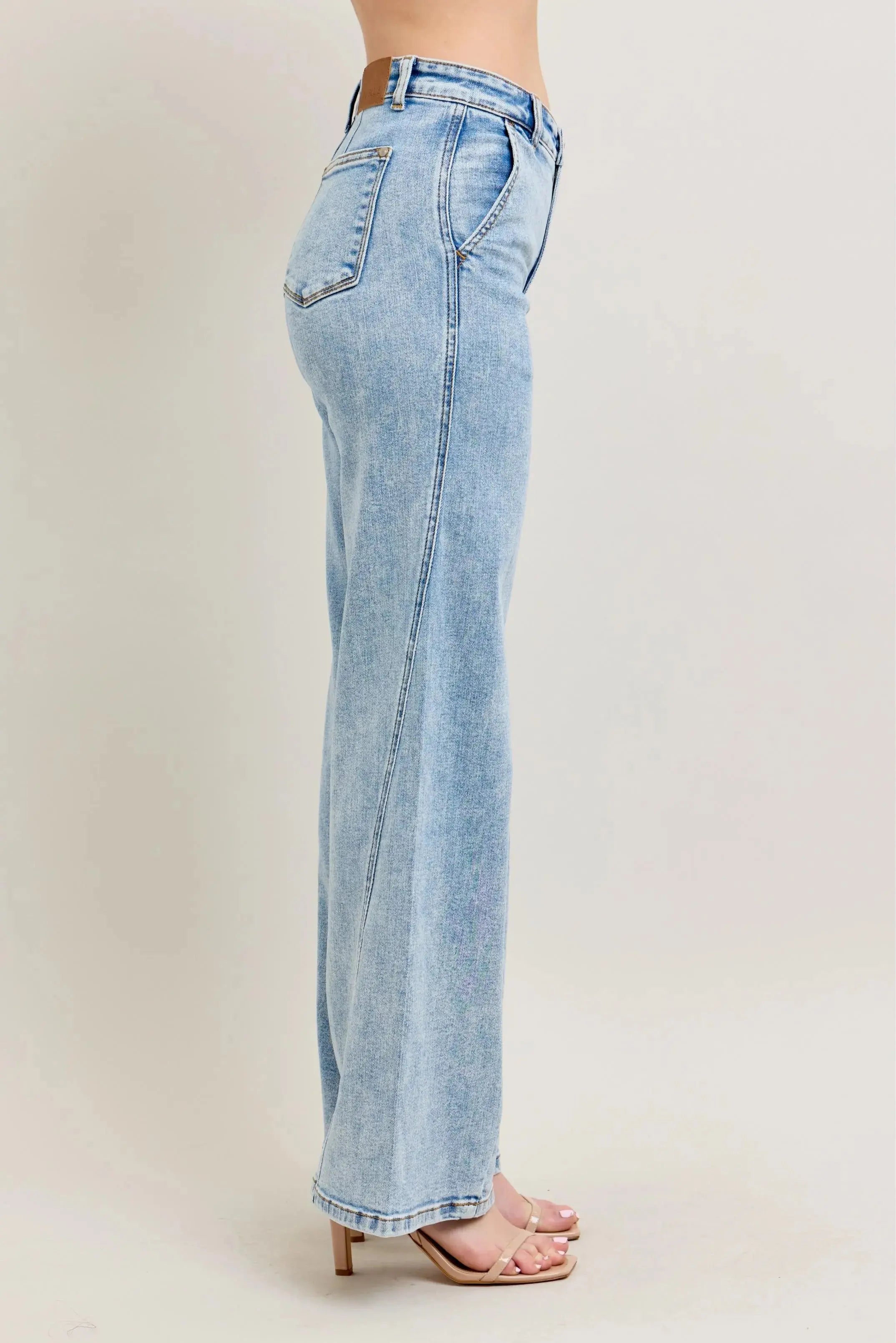 High Waist Skewed Inseam Wide Leg Judy Blue Jeans – Full & Plus Size