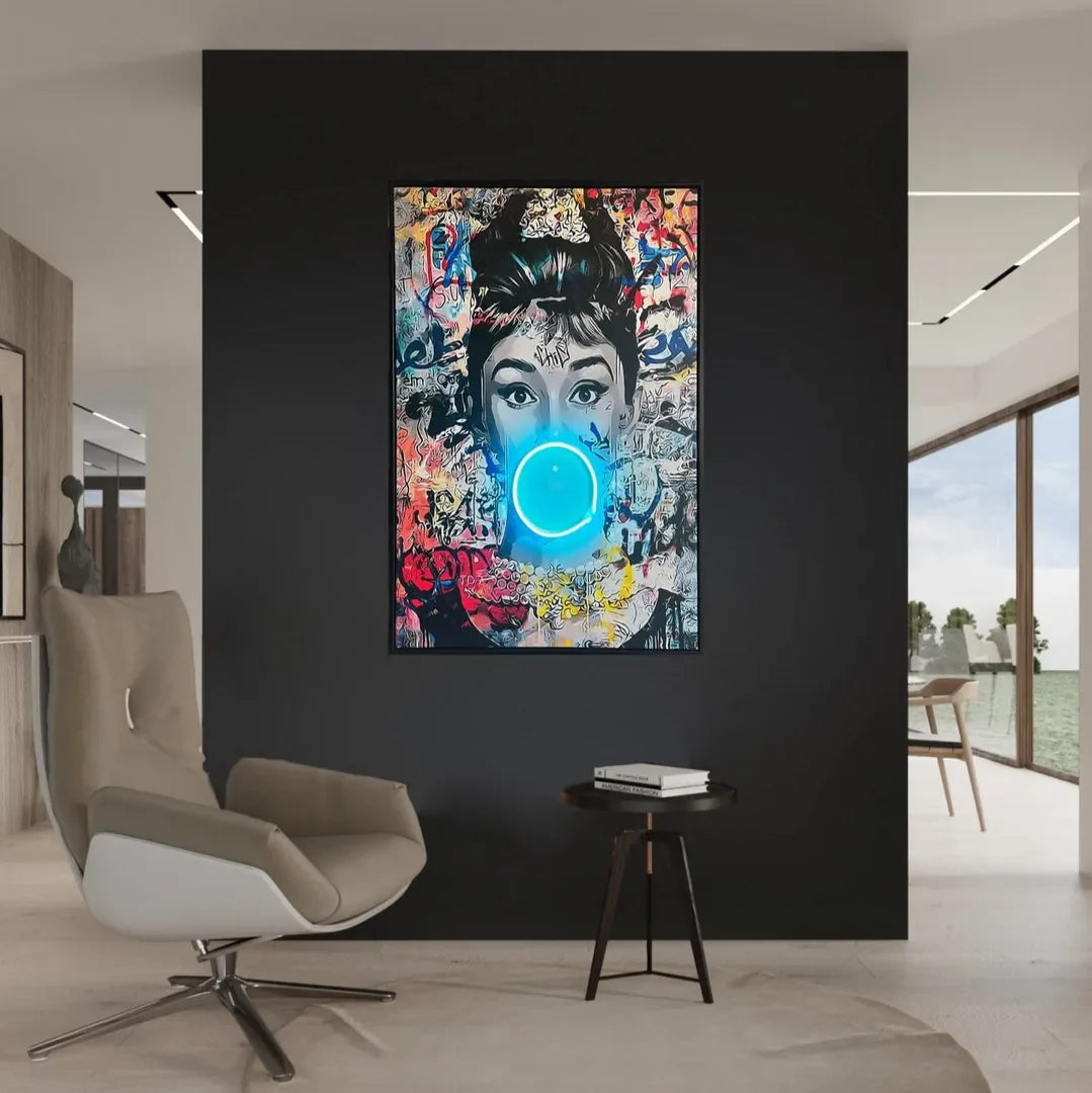Audrey Hepburn | Pop Art Bubble Gum LED Painting | Modern Street Art Wall Décor