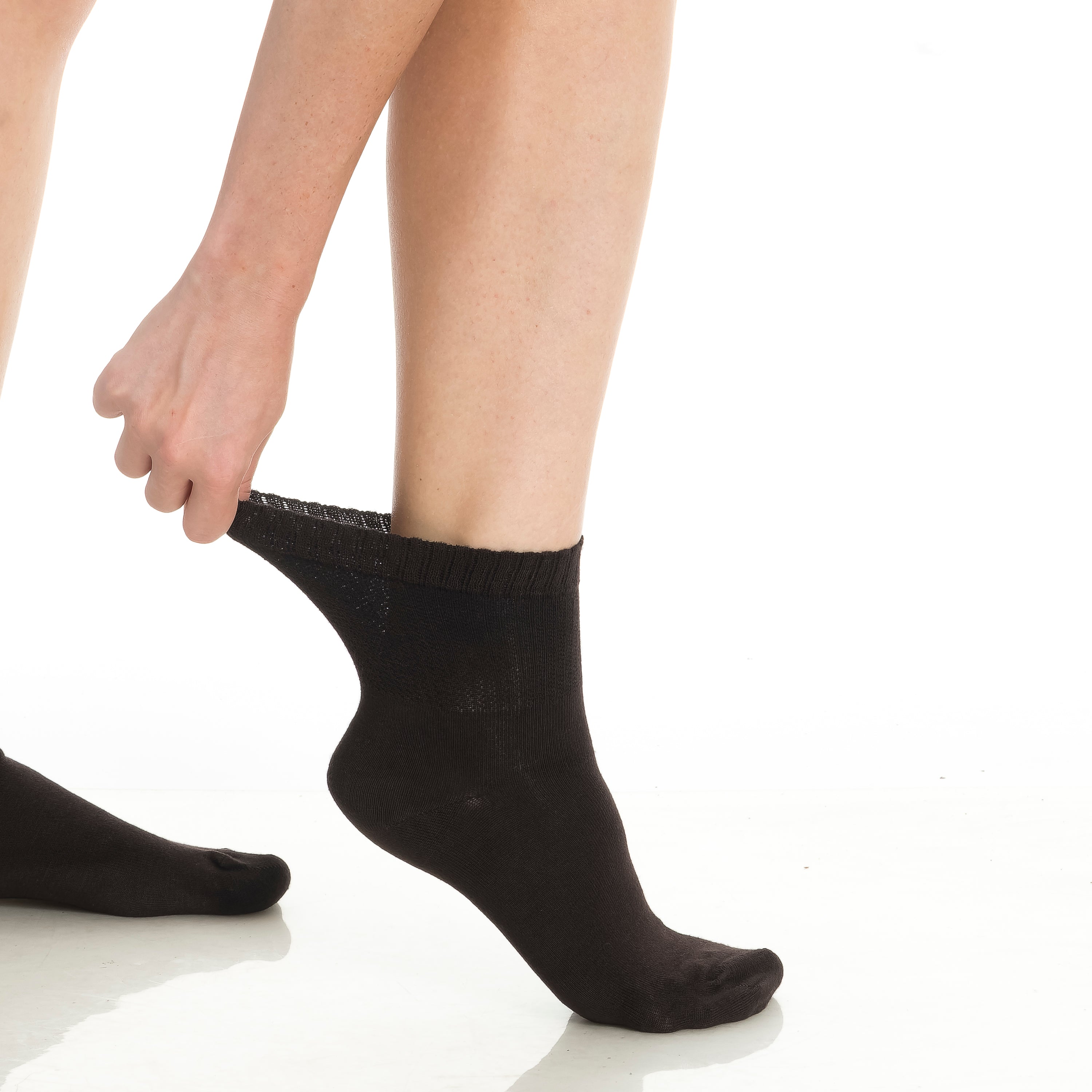 Men’s & Women’s Bamboo Diabetic Ankle Socks 4-Pack