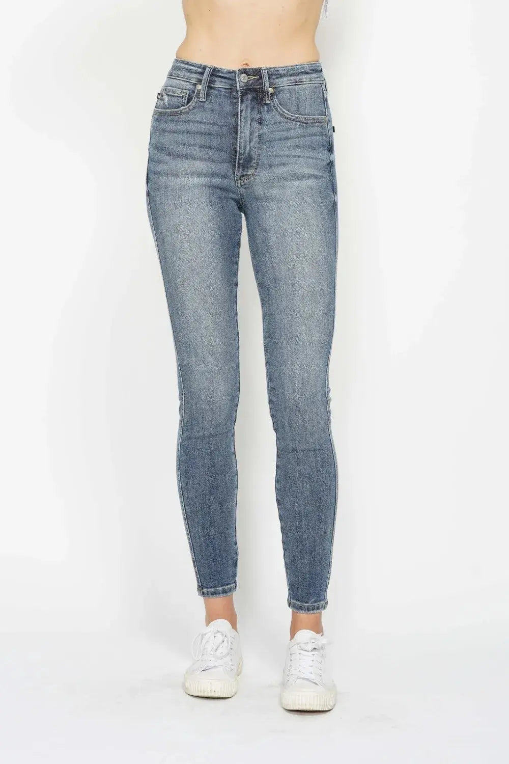 Full Size Tummy Control Contrast Wash Skinny Leg Judy Blue Jeans