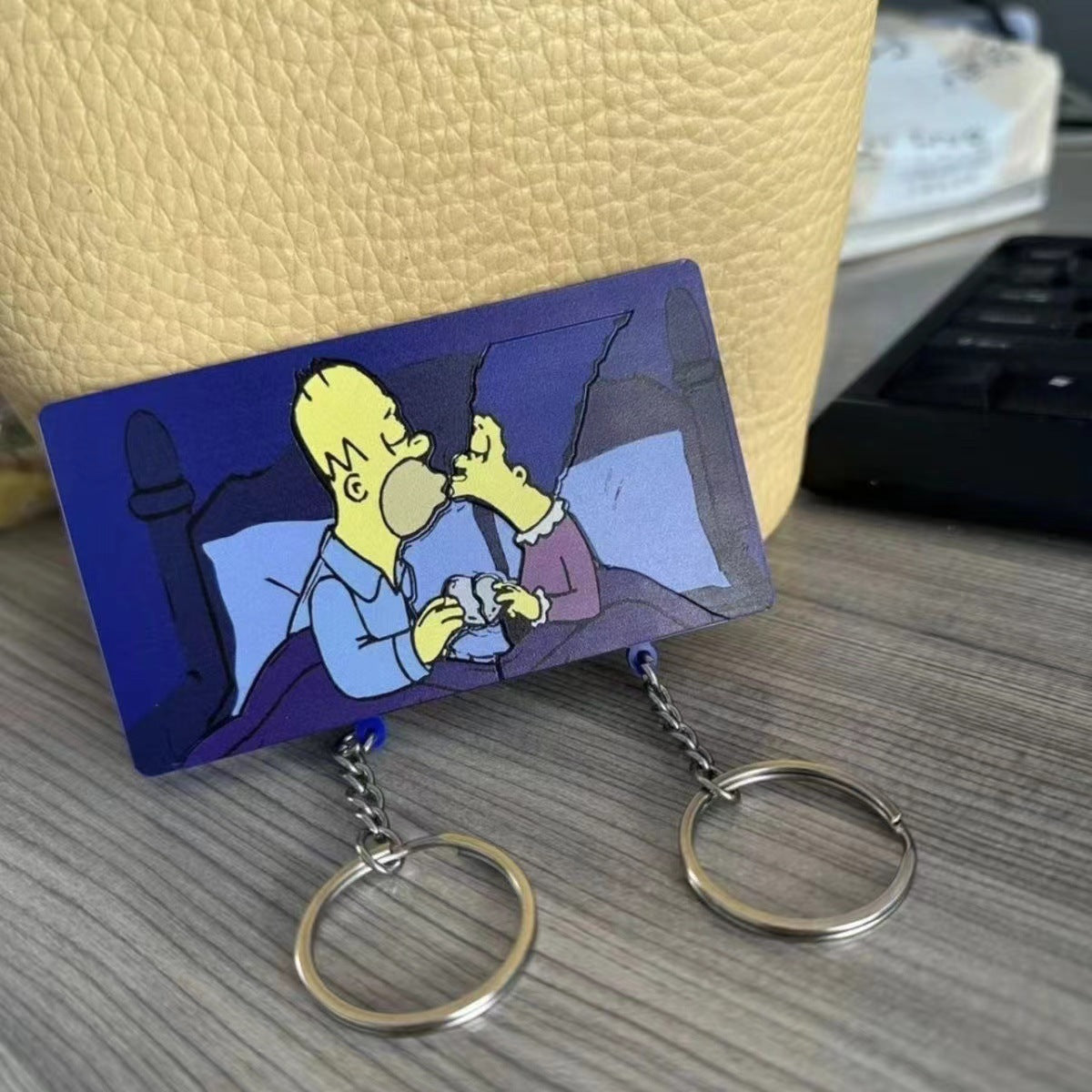 Crayon Shin chan couple keychain refrigerator sticker Simpson family flying house travel notes mobile castle couple pendant