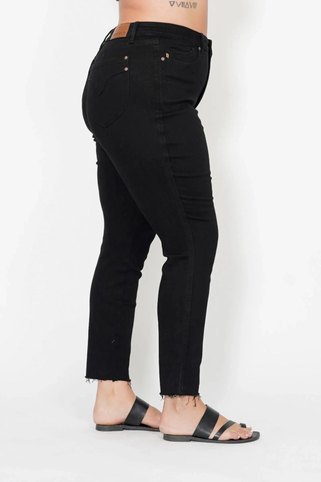 Full Size High Waisted Tummy Control Shield Pockets Skinny Judy Blue Jeans