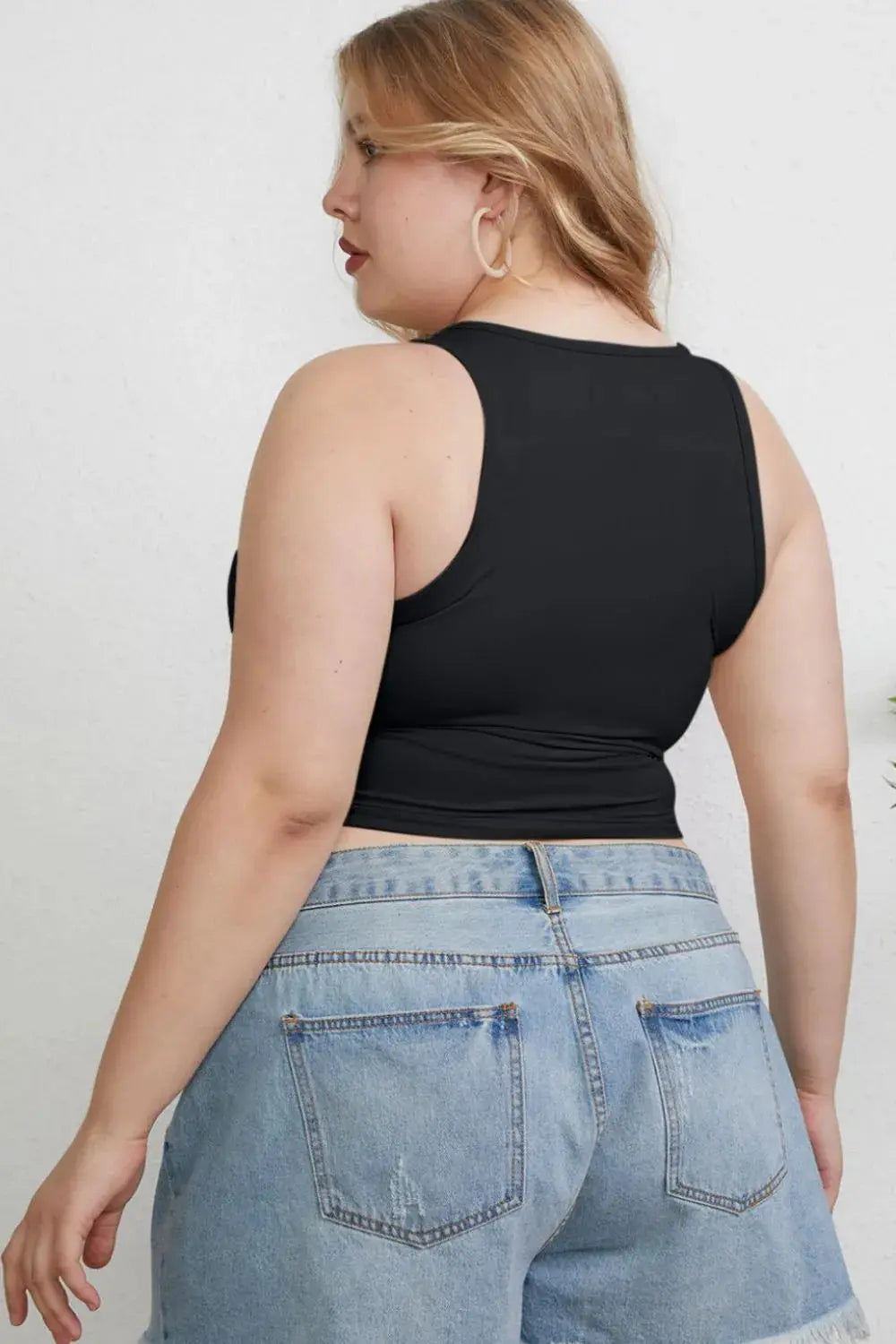 Basic Bae Full Size Round Neck Slim Fit Stretch Tank Top