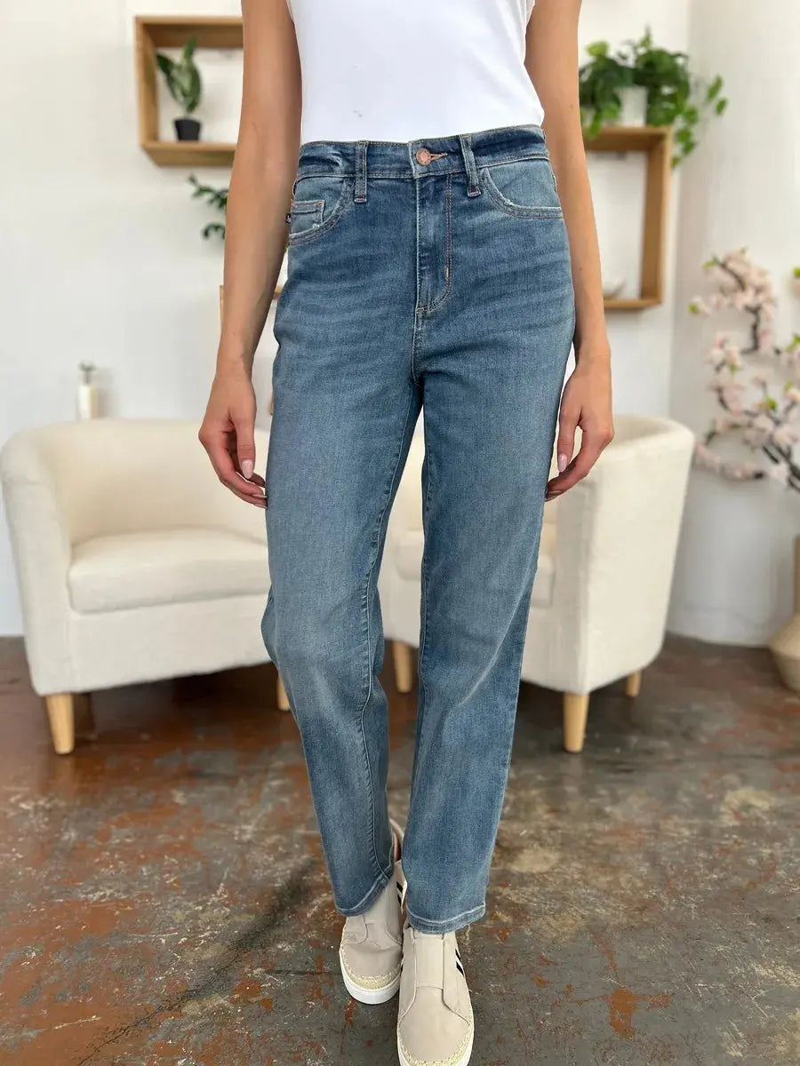 Full Size/Plus Size High Waist Straight Judy Blue Jeans