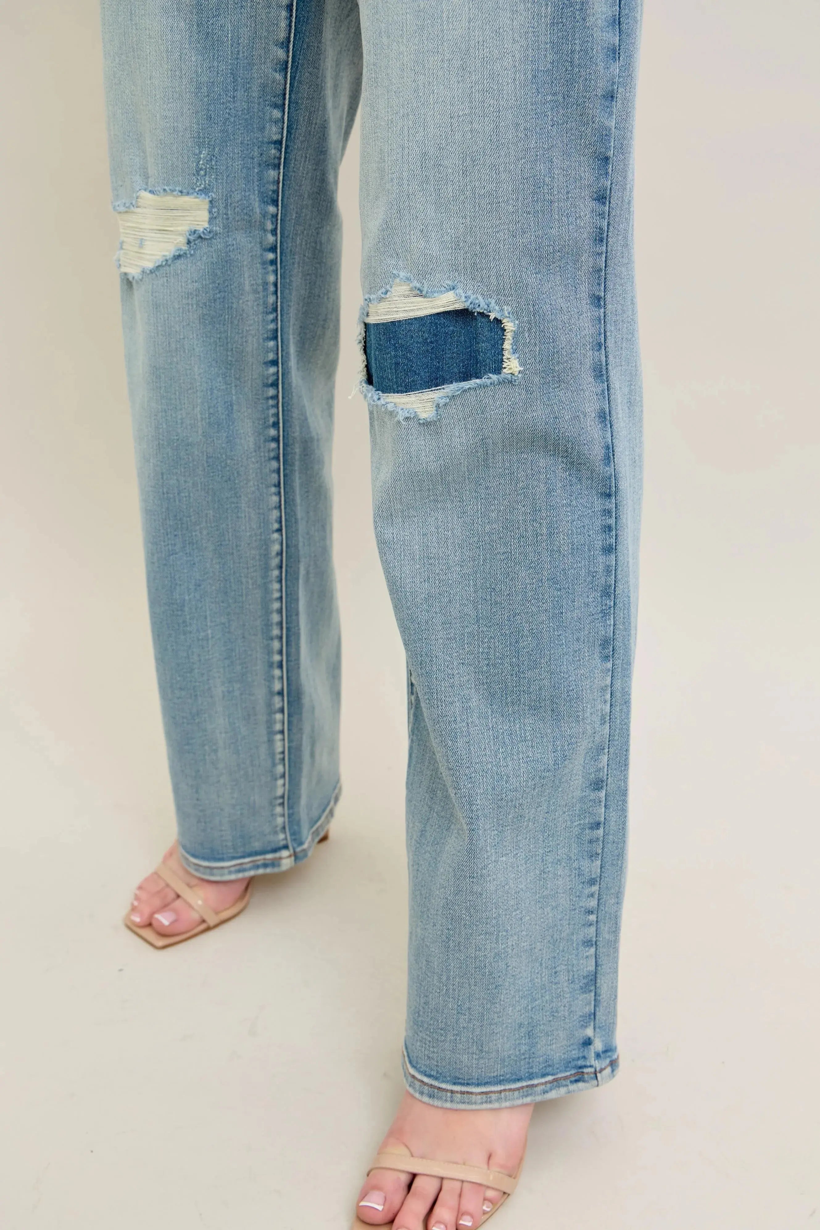 Judy Blue Jeans -Plus Size High Waist Destroy & Knee Patch Straight Leg