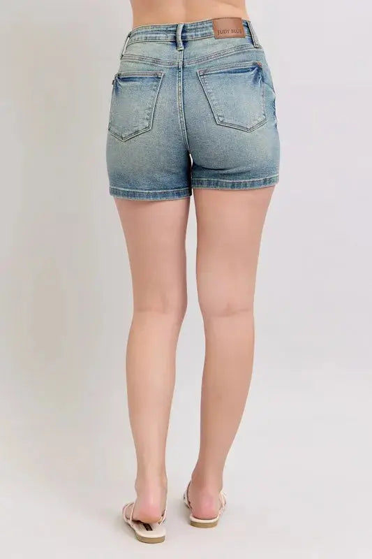 Judy Blue Jeans - Full Size V-Front Vintage Wash Shorts