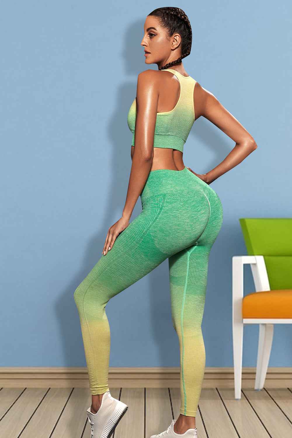 Gradient Sports Tank Leggings Set for Active Lifestyle
