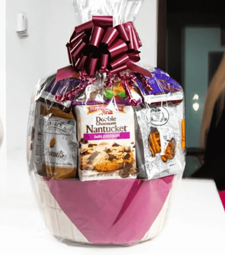 Jenny's Medium Classic Gift Basket - Best Seller