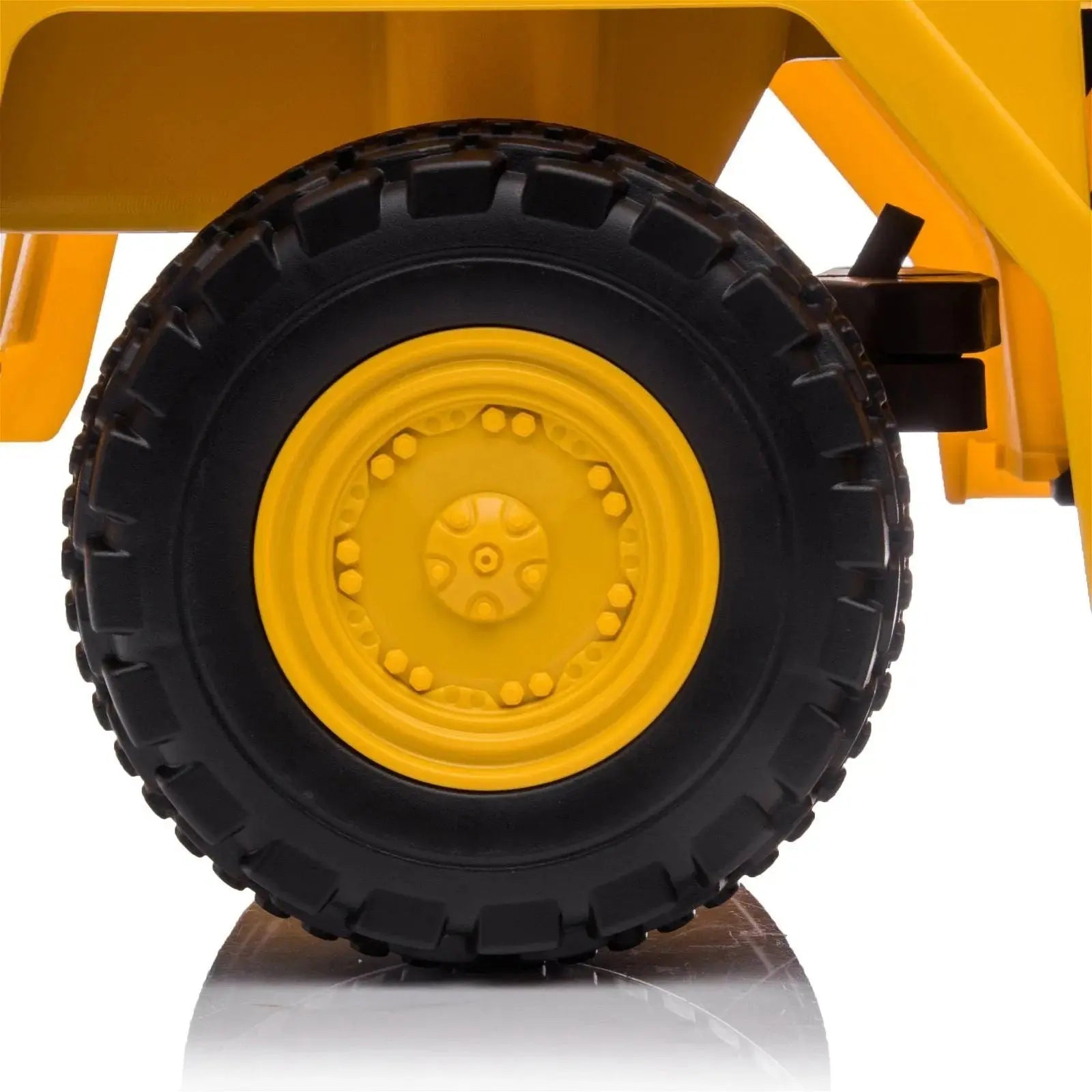 CAT Dump Truck 6V Ride-On Toy