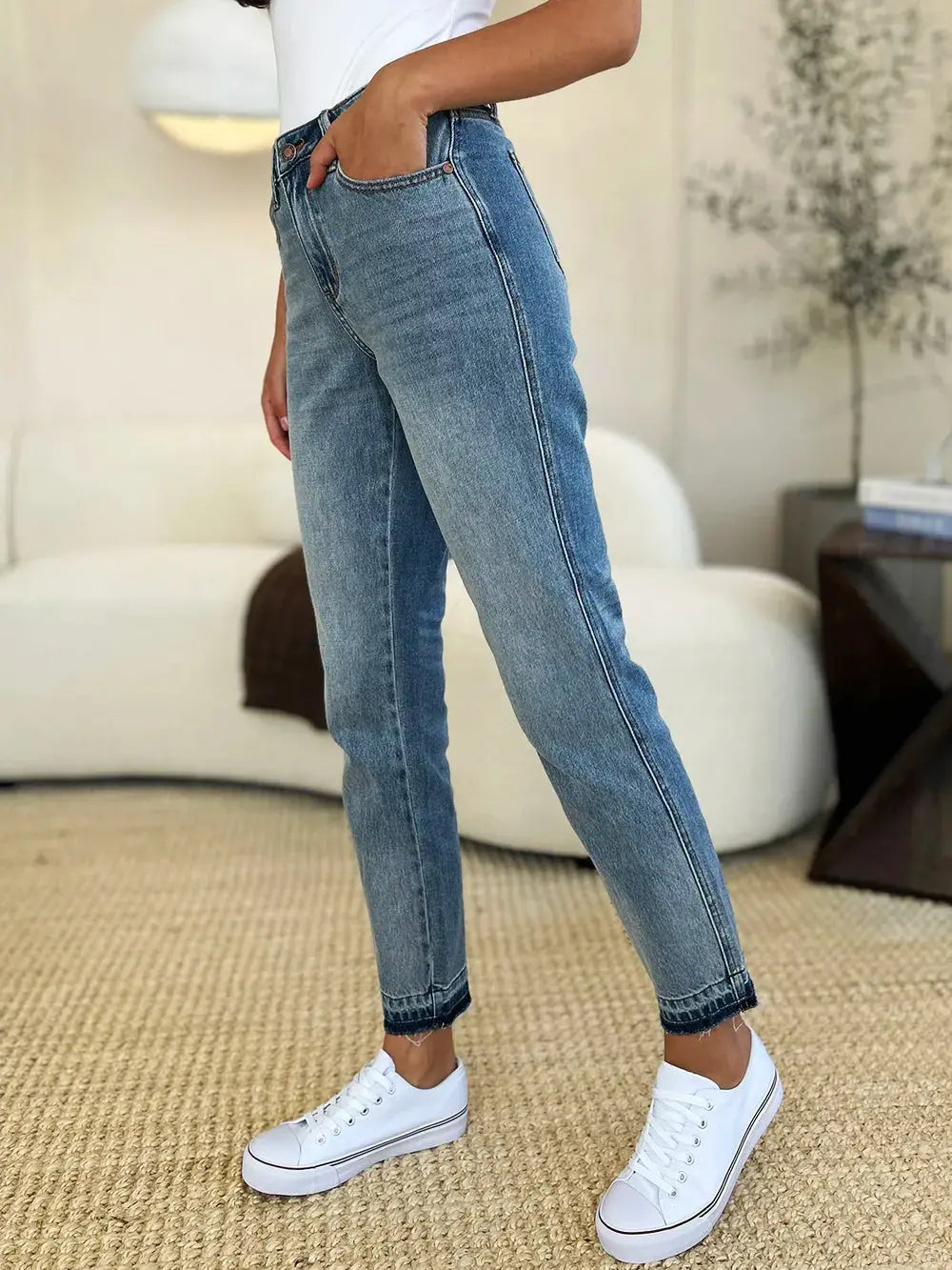 Full/Plus Size Mid Rise Rigid Magic Release Hem Judy Blue Jeans