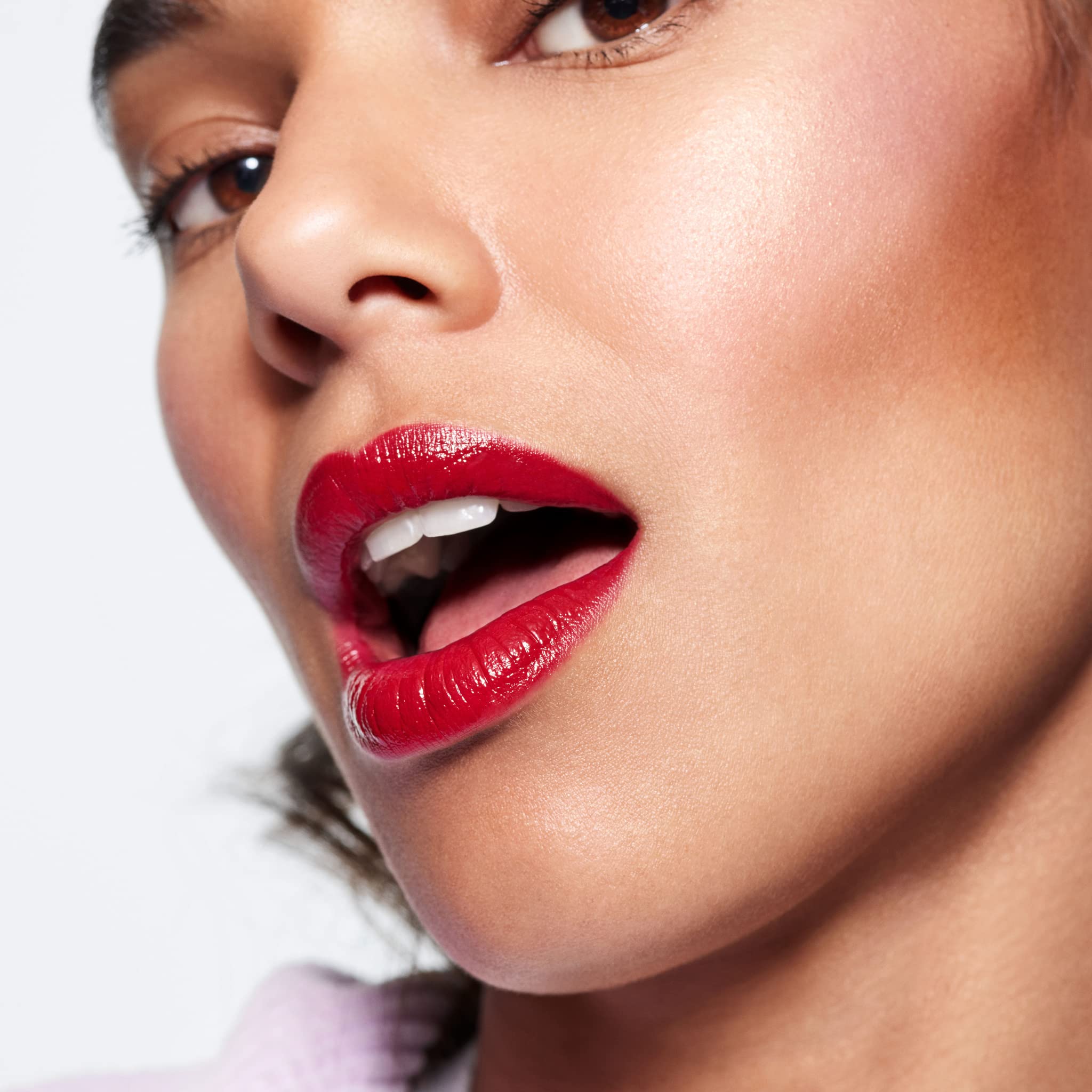 REVOLUTION Limitless Lip Amplification Lip Gloss