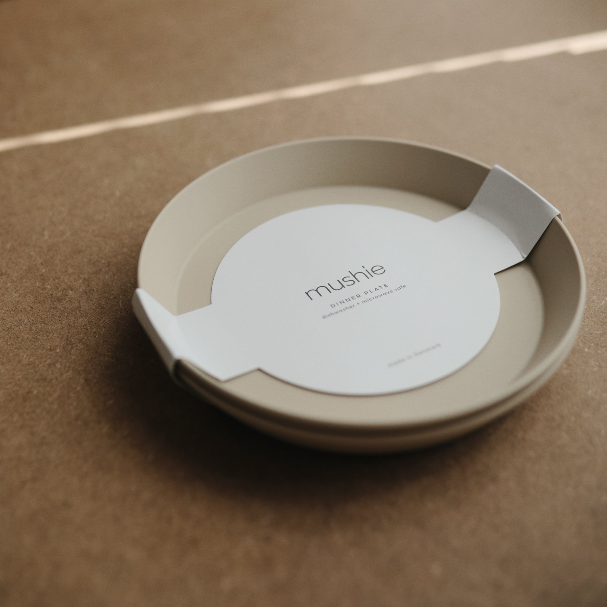 Round Dinnerware Plates