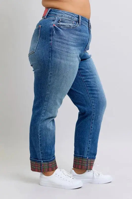 Plaid Cuff Boyfriend Judy Blue Jeans – Mid Rise Straight Leg