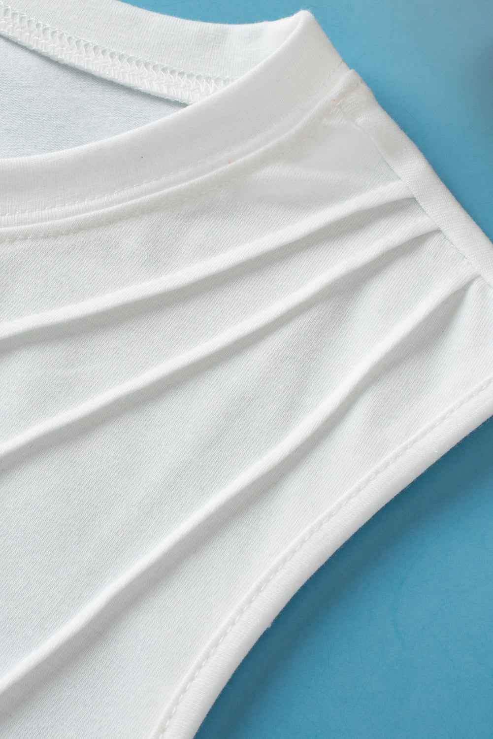 White Pleated Women's Top - Solid Color Crew Neck Design