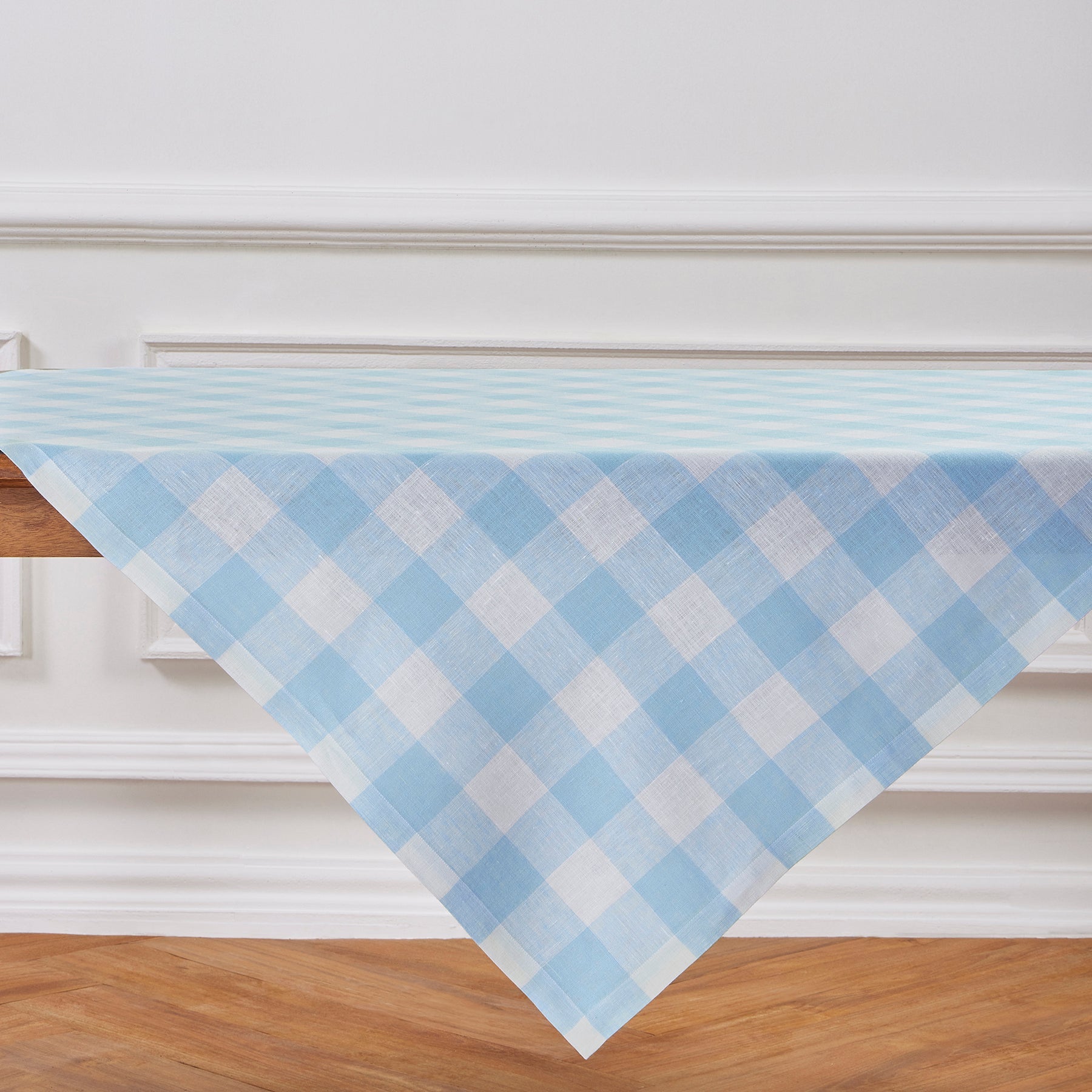 Buffalo Check Table Throw