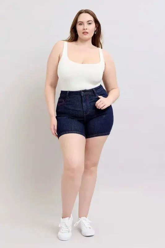 Judy Blue Jeans - Plus Size High Waist Heart Shaped Pockets Denim Shorts with Red Contrast Thread