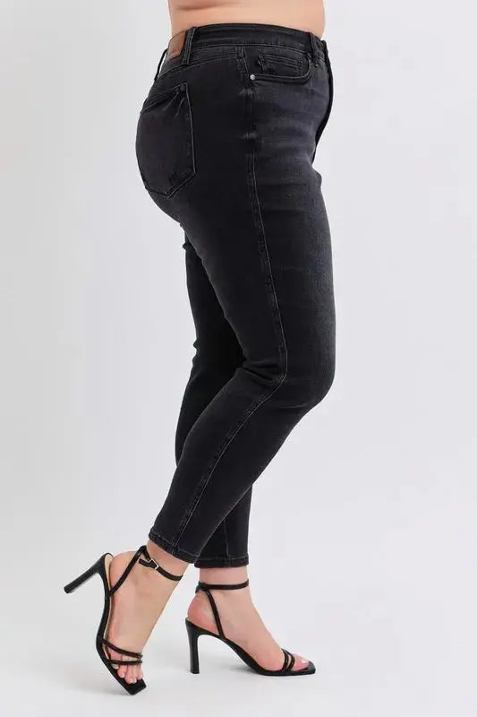Full Size/Plus Size Mid Rise Tummy Control Skinny Judy Blue Jeans