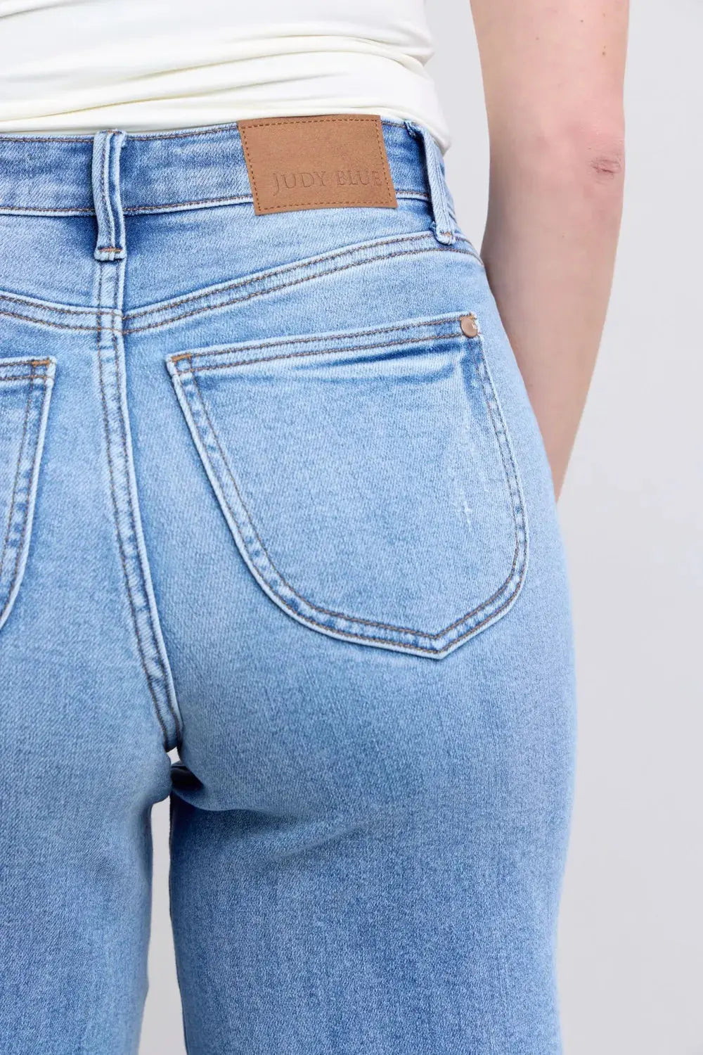 Full Size High Waist Wide Leg Judy Blue Jeans with Functional Pockets