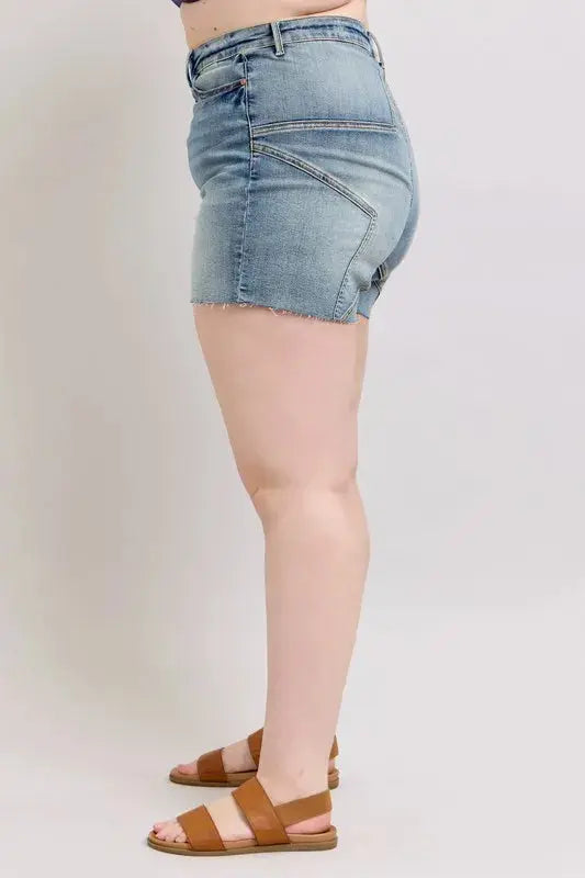 Judy Blue Jeans - Plus Size High Waist Star Seam Detail Denim Shorts
