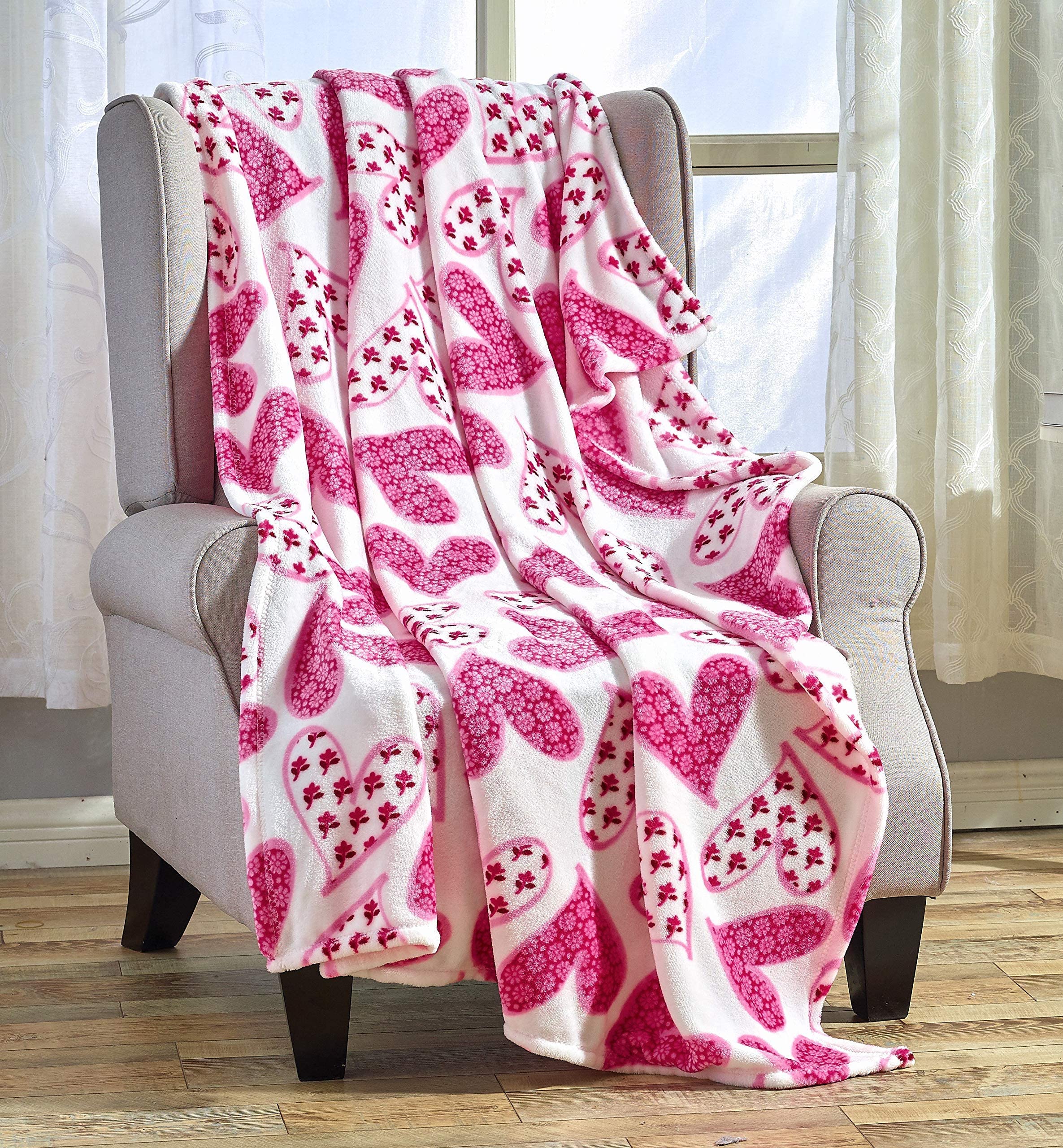 Decor&More Amor Eterno Be Mine Love Collection Valentine's Day Heart Ultra Plush Throw Blanket (50" x 60") -