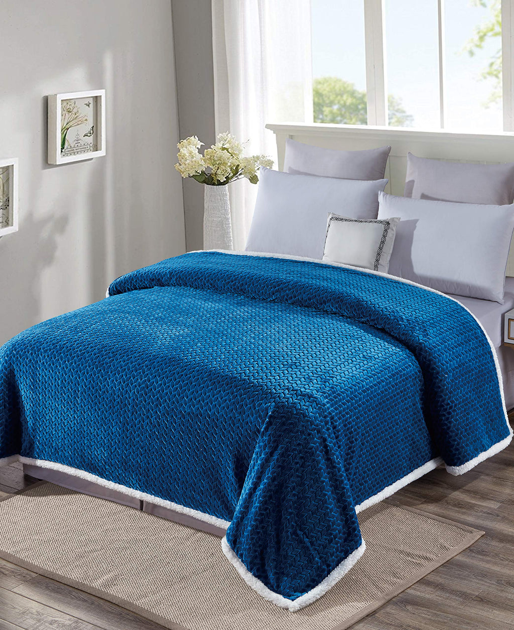 Decor&More Home Essentials Braided Sherpa Blanket
