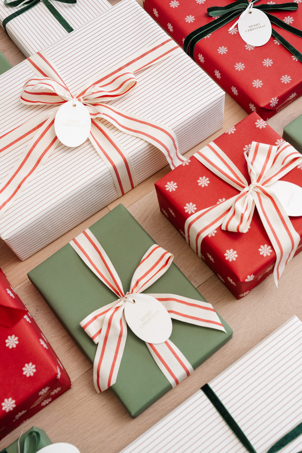 Snowflake Wrapping Kit