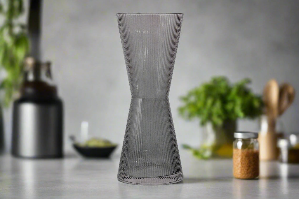 AIZ Glass in Charcoal