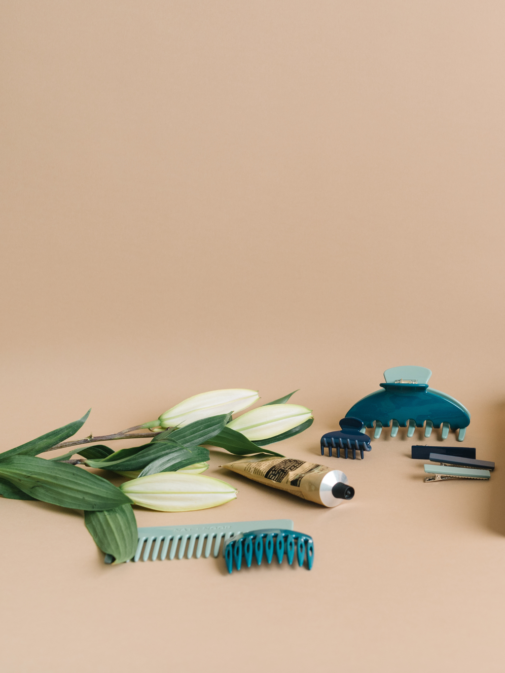 Large Hair Claw - Robin